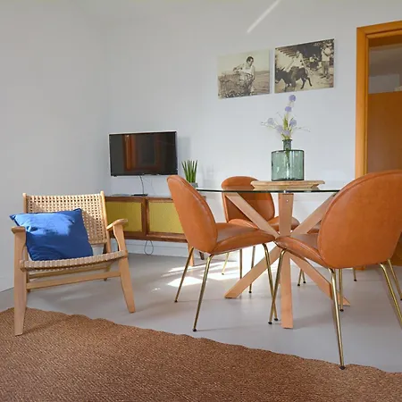 Robinson House Bosiljka
